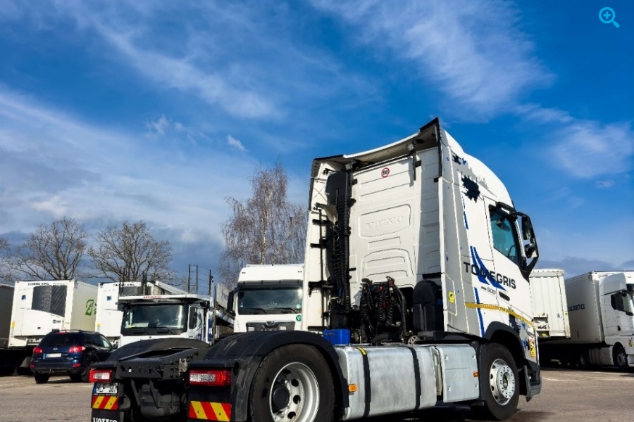 VOLVO FH 500